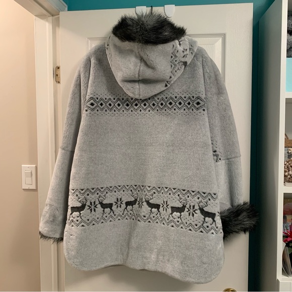 Ladies cozy jacket. Warm. - Picture 2 of 7